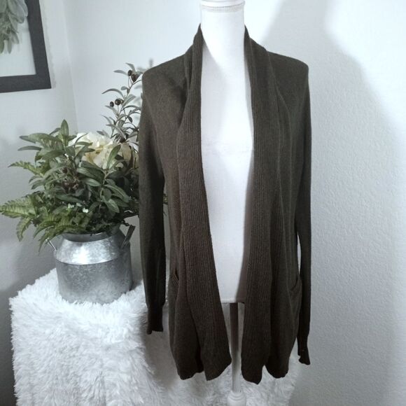 LOFT ARMY GREEN CARDIGAN SZ.XSP EUC - Picture 2 of 5